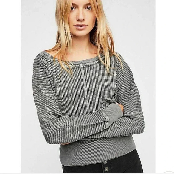 Free People Remy Pullover Top- Size XS; Never Worn; Like New Condition - Picture 6 of 7